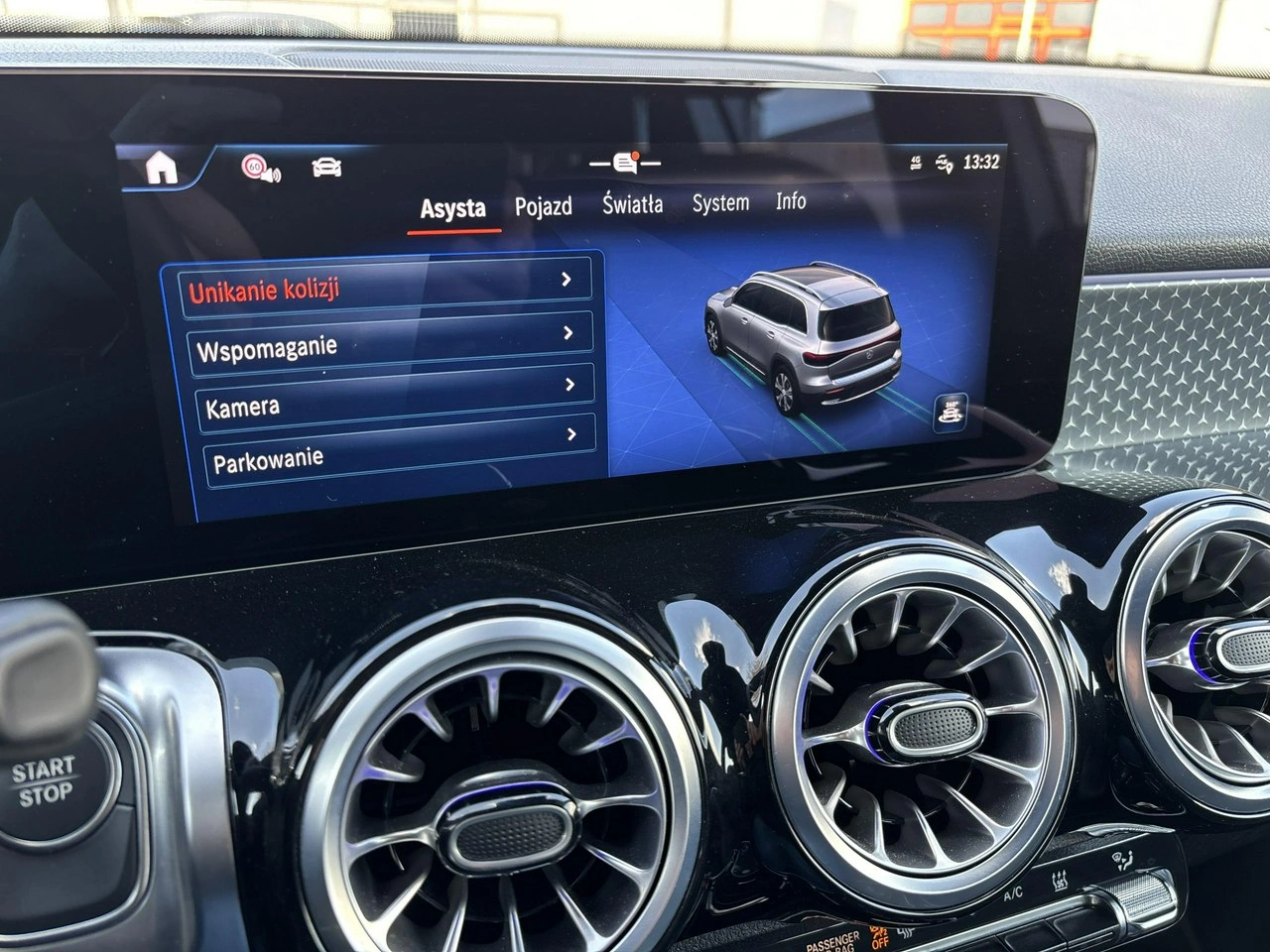 Mercedes EQB - Zdjęcie 21