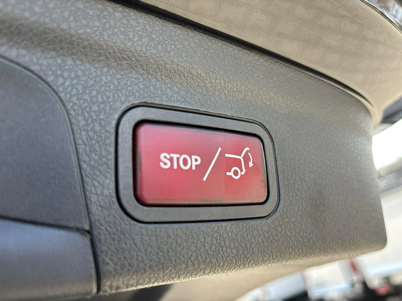 Mercedes GLE 300 - Zdjęcie 14