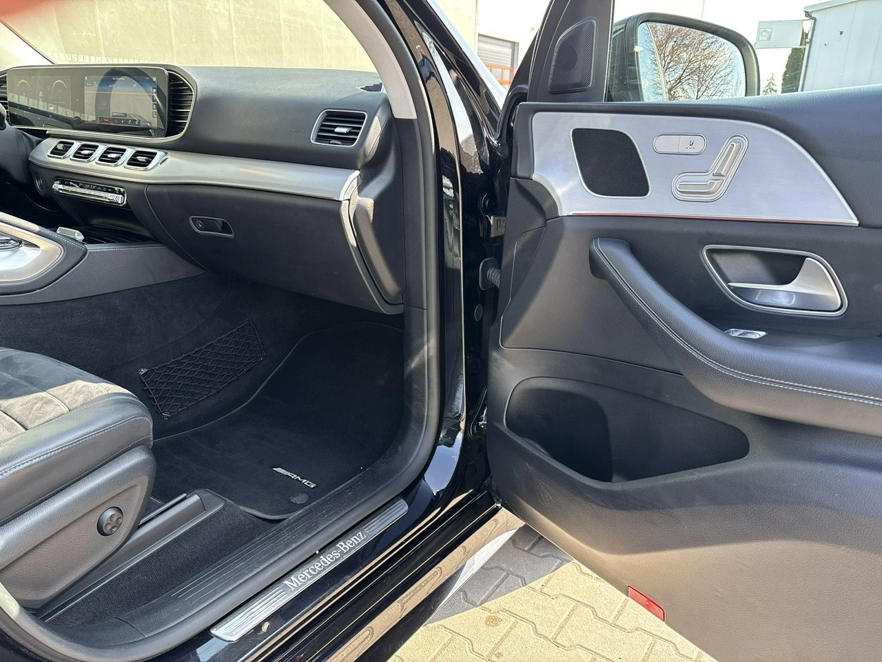 Mercedes GLE 300 - Zdjęcie 18