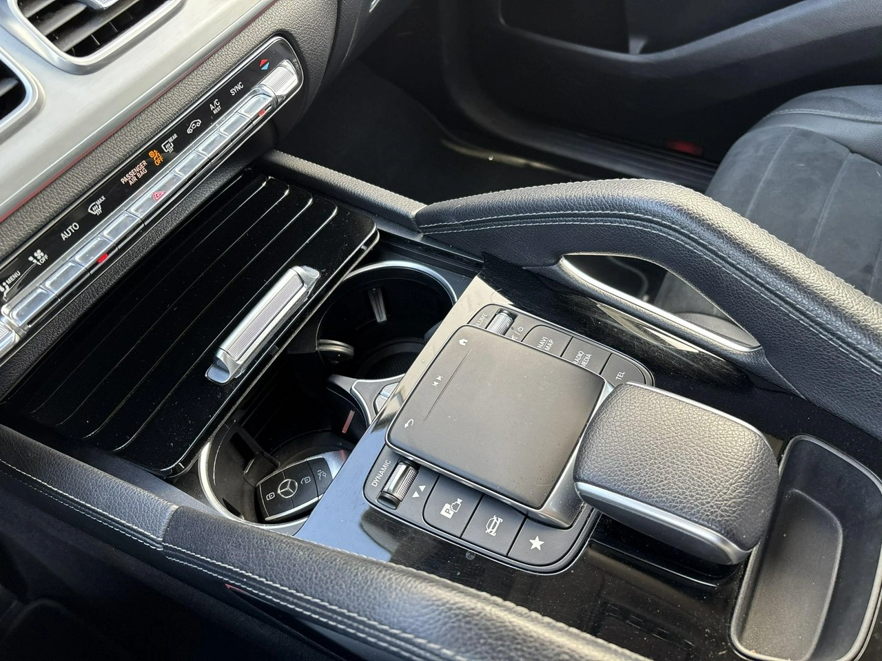 Mercedes GLE 300 - Zdjęcie 27