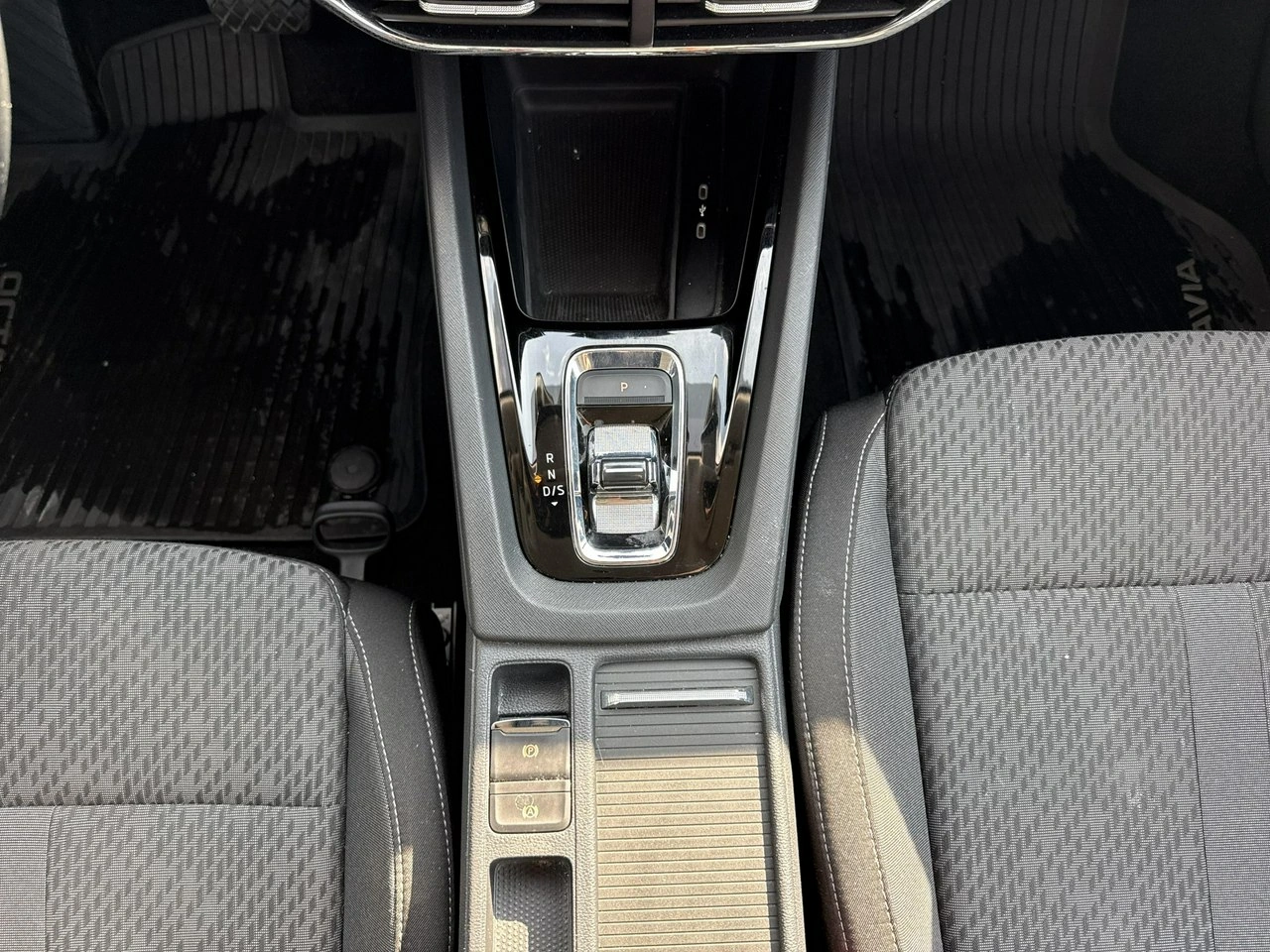 Skoda Octavia - Zdjęcie 23