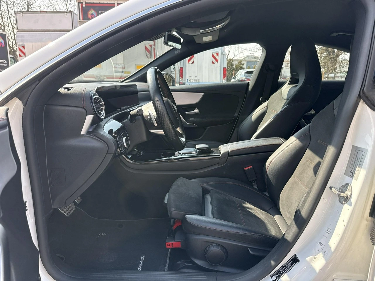 Mercedes CLA 200 - Zdjęcie 10