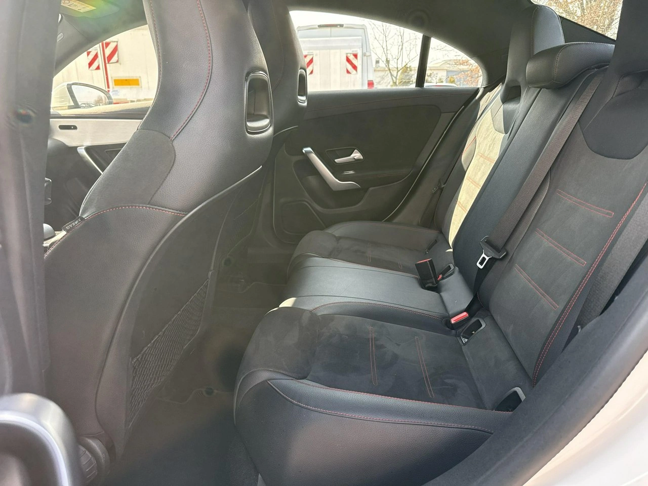 Mercedes CLA 200 - Zdjęcie 14