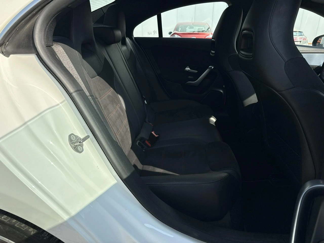 Mercedes CLA 200 - Zdjęcie 17