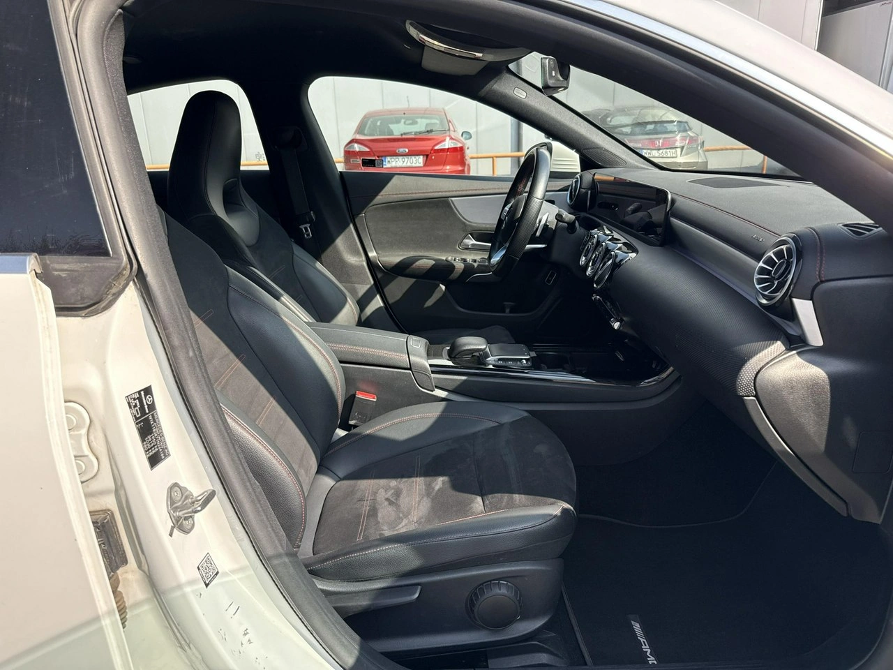 Mercedes CLA 200 - Zdjęcie 19