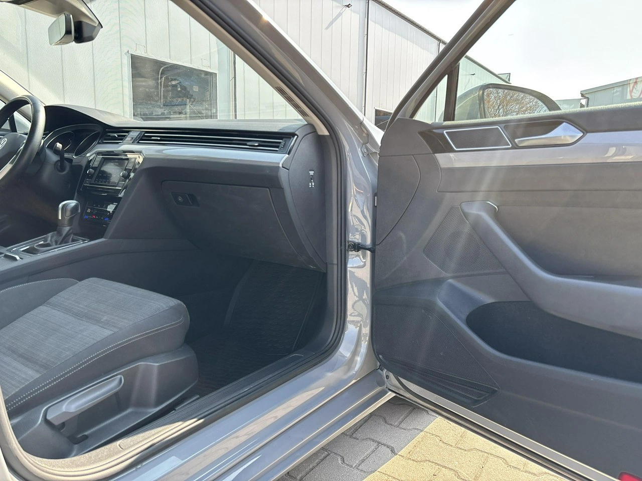 Volkswagen Passat - Zdjęcie 15