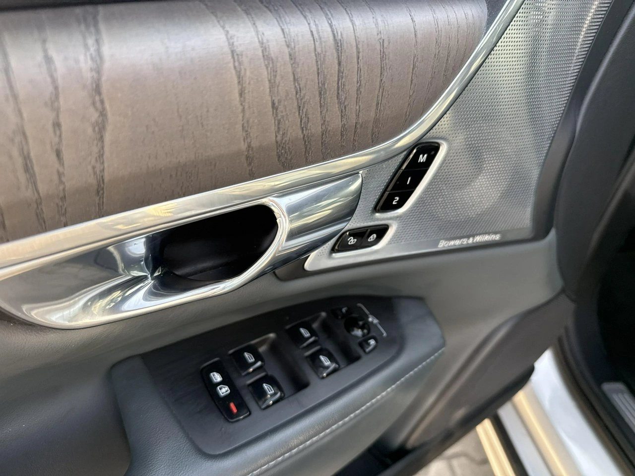 Volvo S90 - Zdjęcie 11