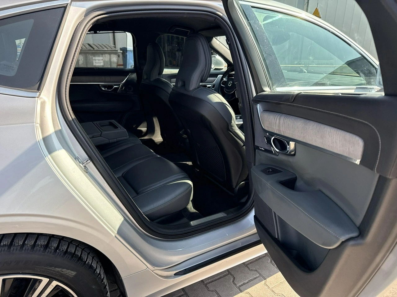 Volvo S90 - Zdjęcie 16