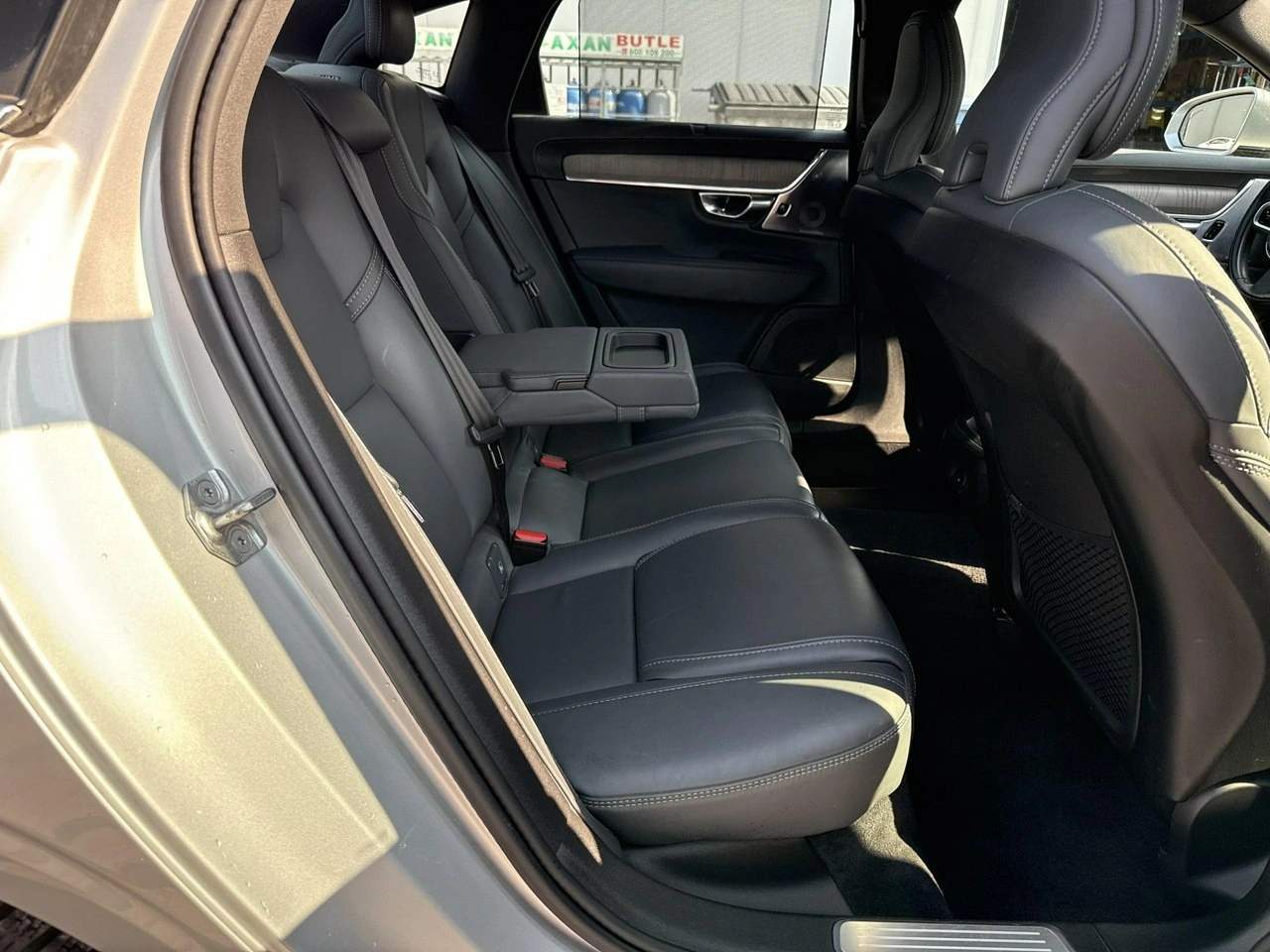 Volvo S90 - Zdjęcie 17