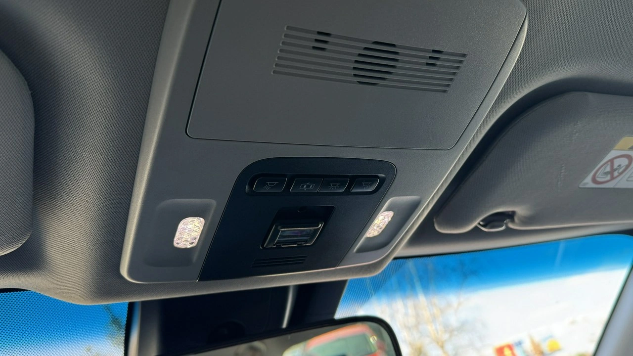 Toyota Camry - Zdjęcie 15