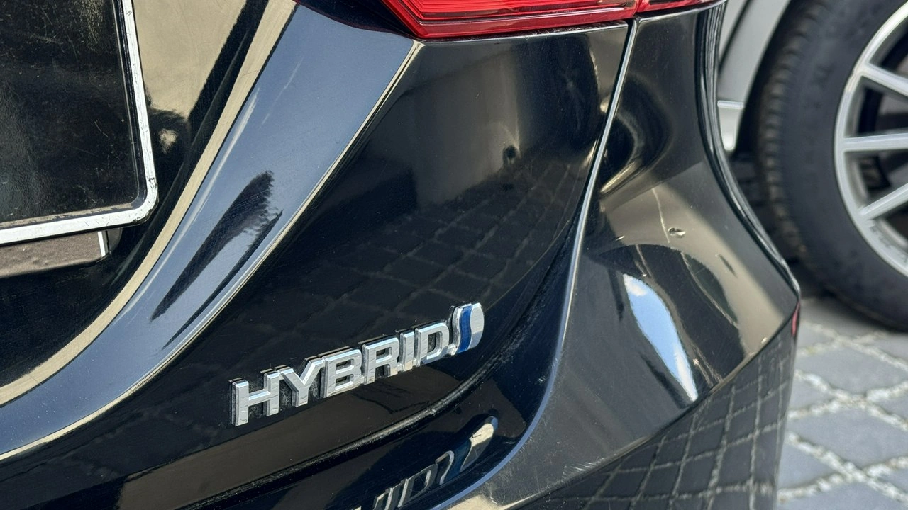 Toyota Camry - Zdjęcie 25