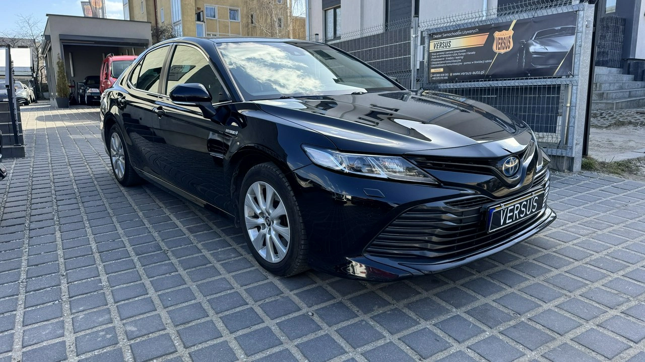 Toyota Camry - Zdjęcie 2