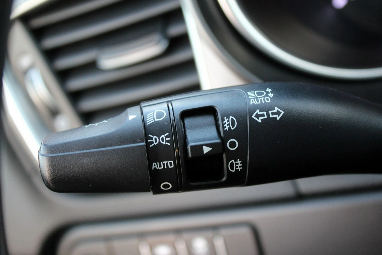 Kia Ceed - Zdjęcie 21