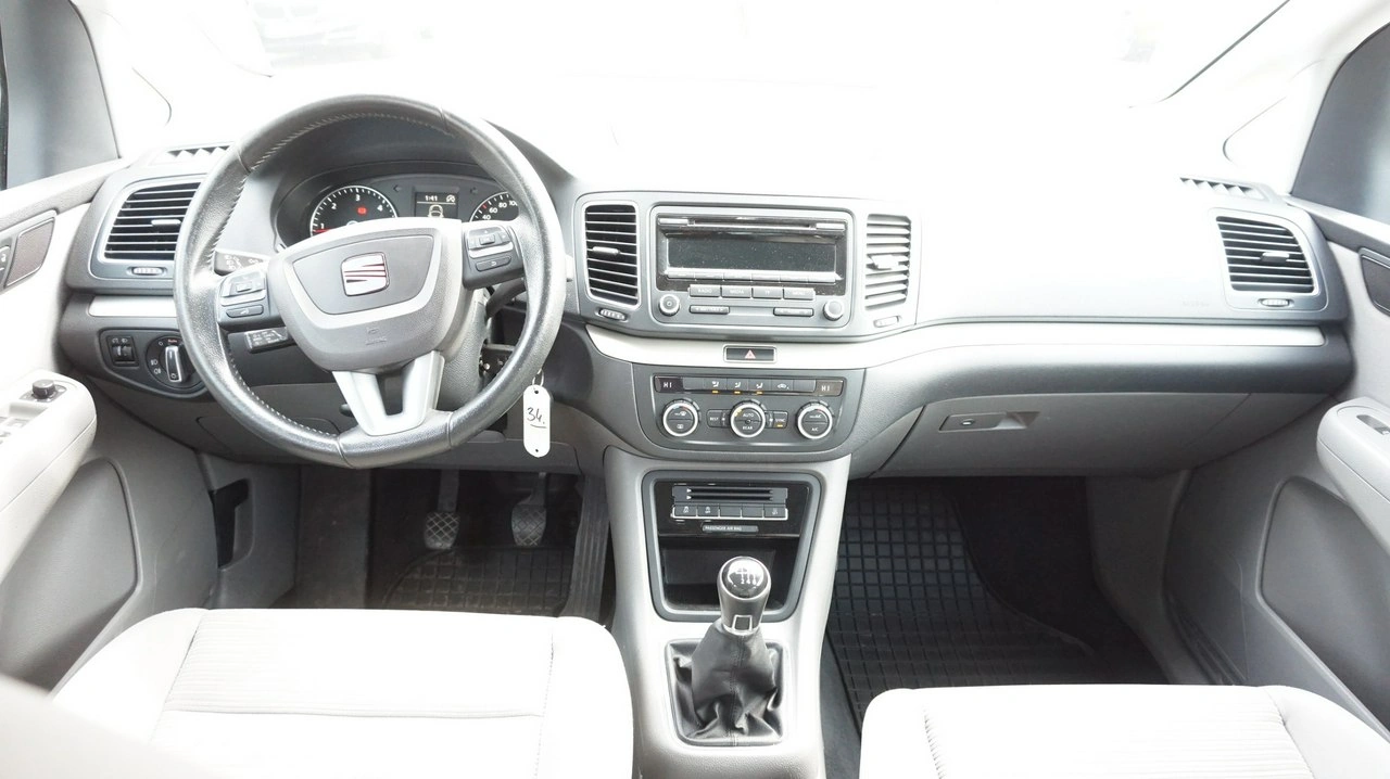 Seat Alhambra - Zdjęcie 11