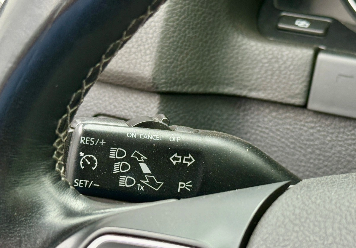 Volkswagen Golf Plus - Zdjęcie 23