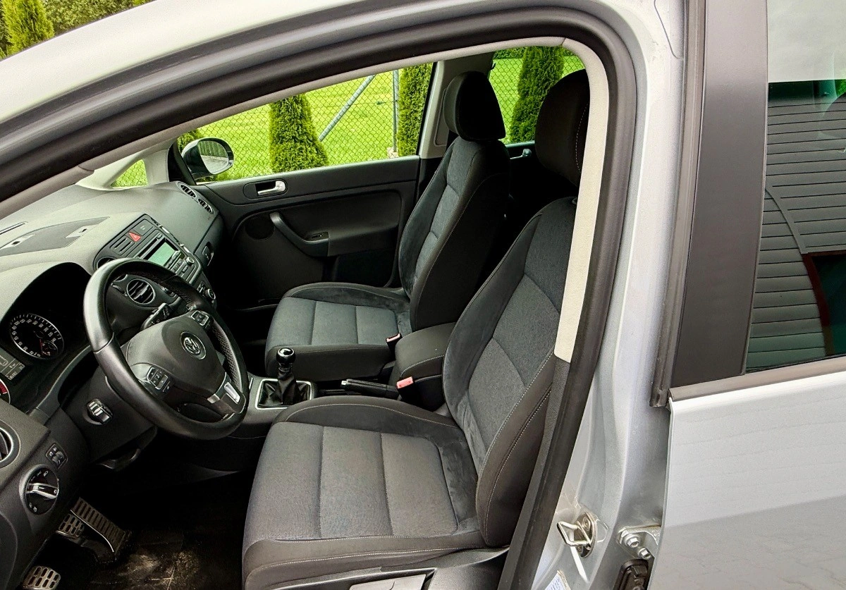 Volkswagen Golf Plus - Zdjęcie 13