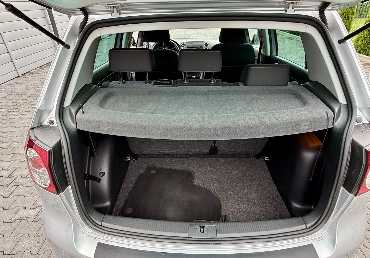 Volkswagen Golf Plus - Zdjęcie 15