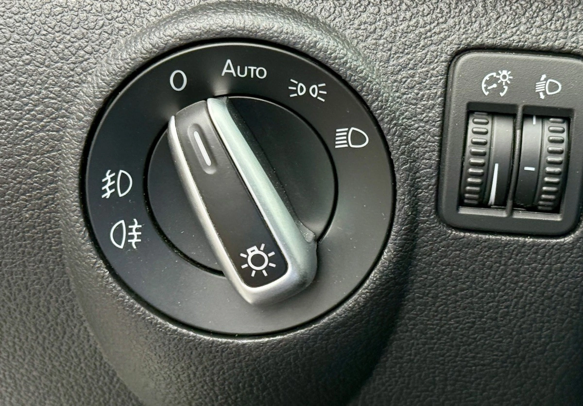 Volkswagen Golf Plus - Zdjęcie 20