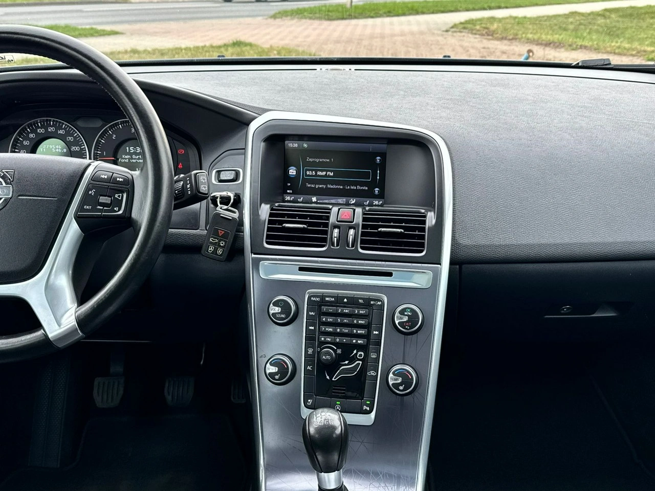 Volvo XC 60 - Zdjęcie 22