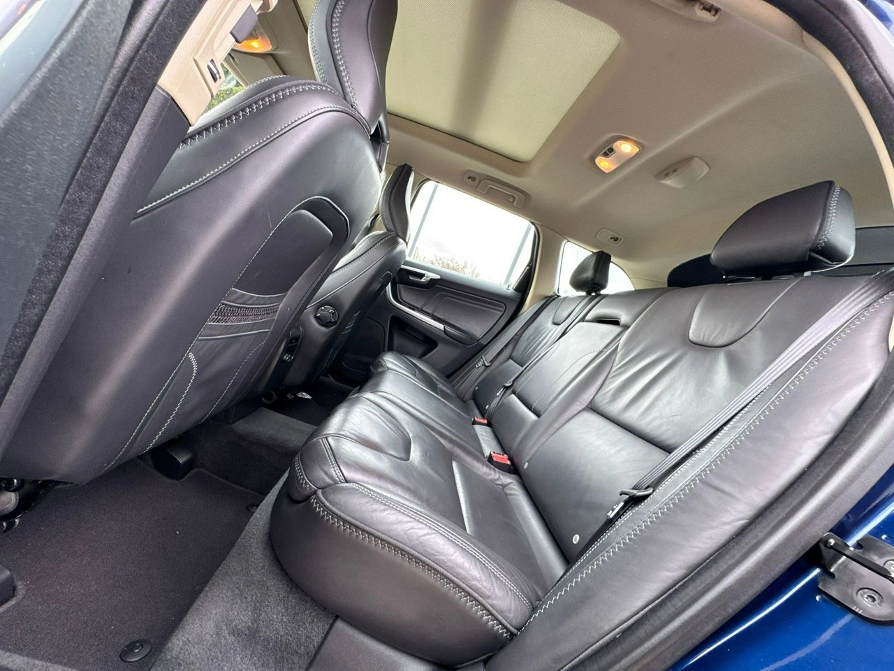 Volvo XC 60 - Zdjęcie 26