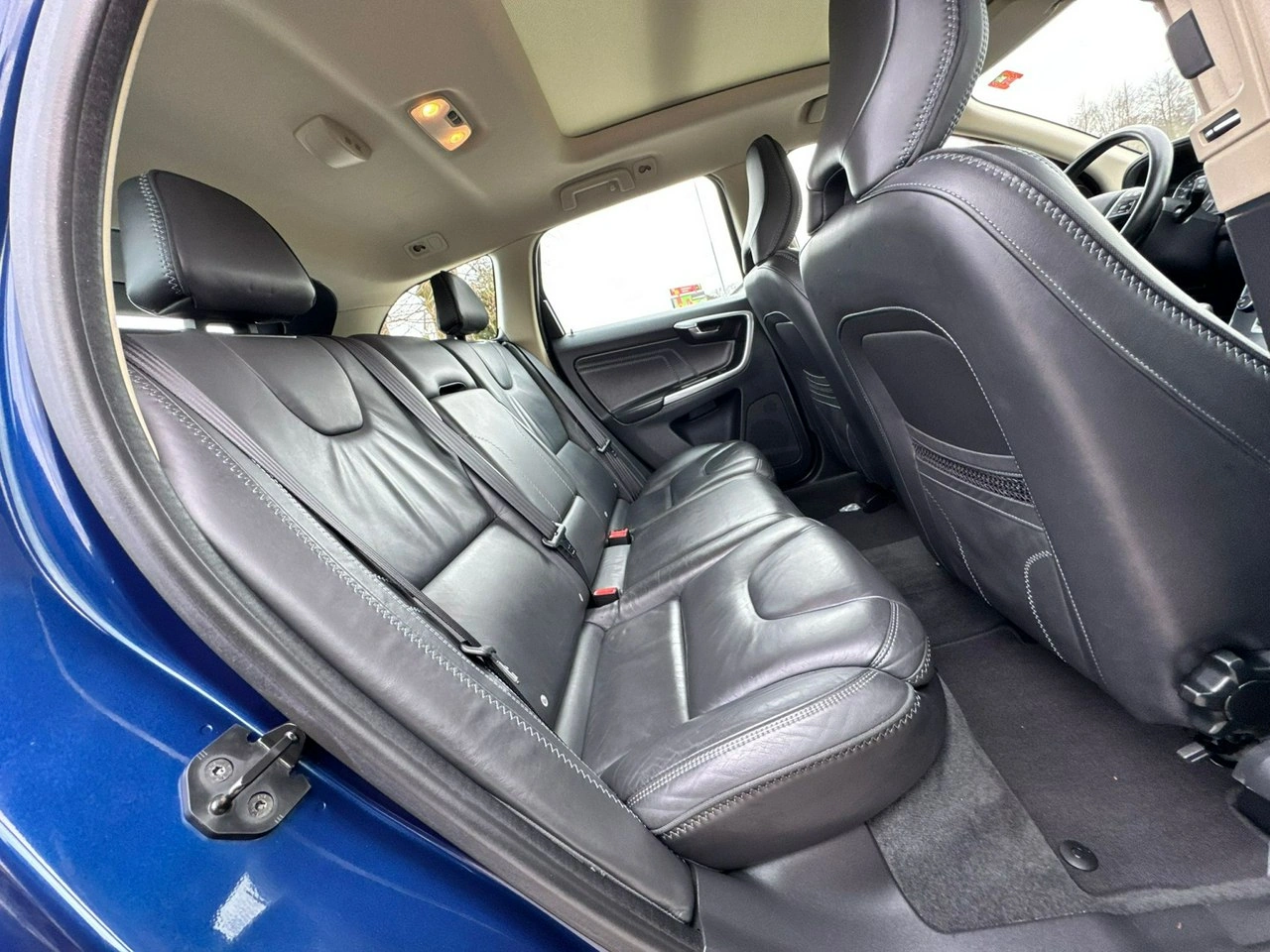 Volvo XC 60 - Zdjęcie 27