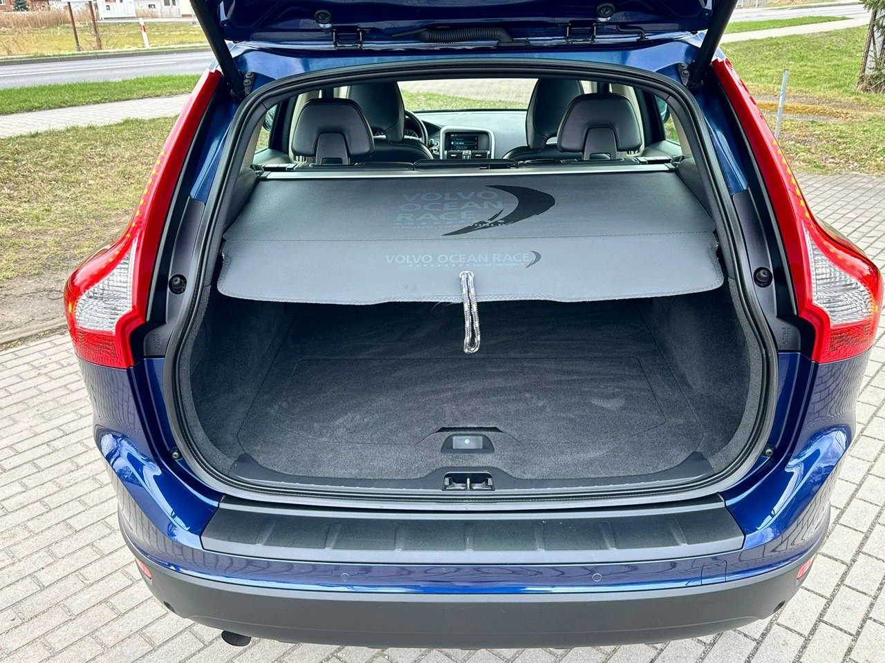 Volvo XC 60 - Zdjęcie 28