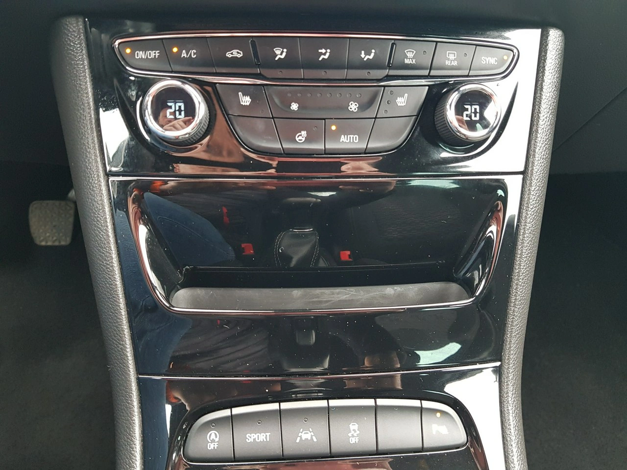 Opel Astra - Zdjęcie 17