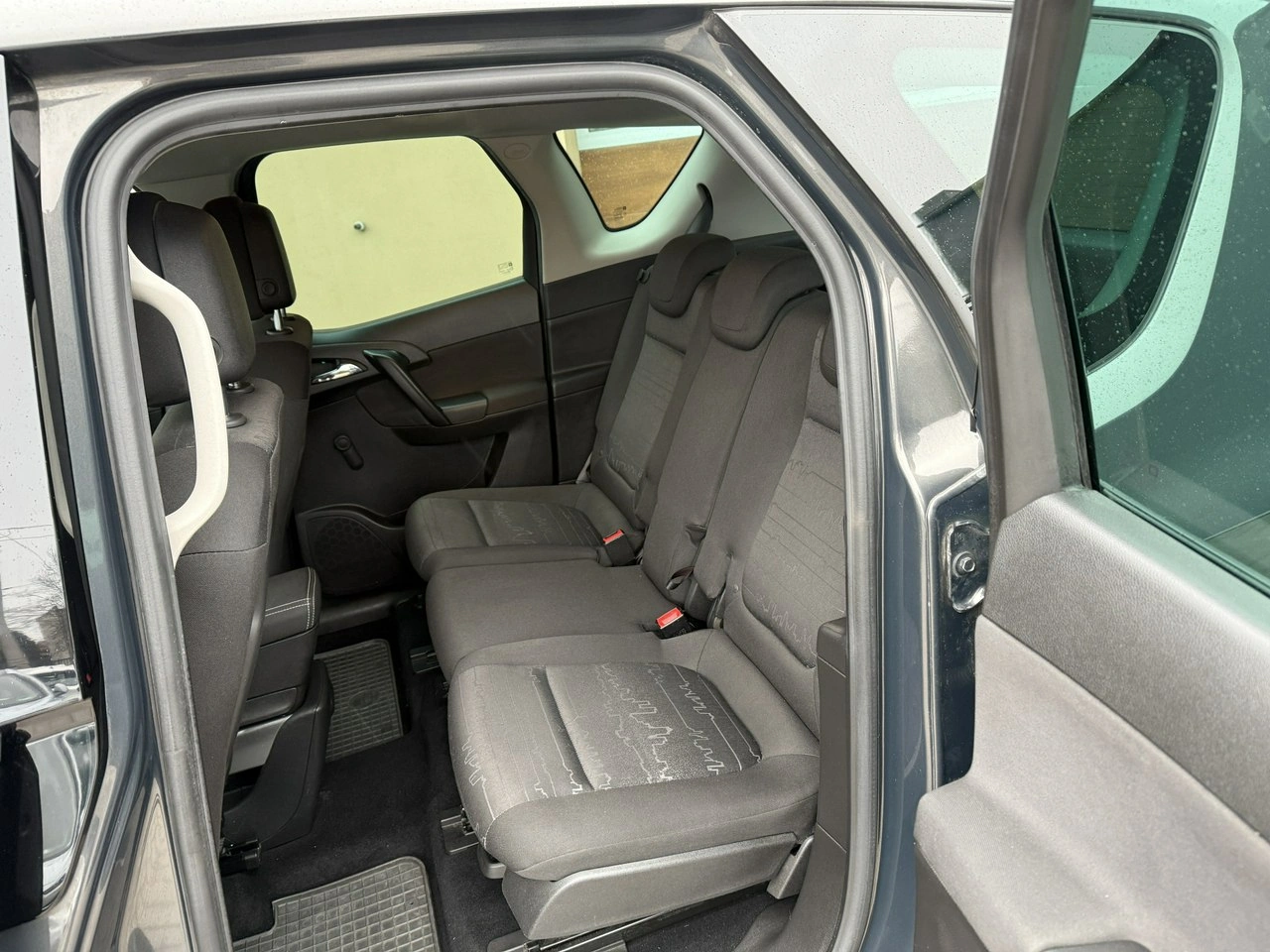 Opel Meriva - Zdjęcie 24