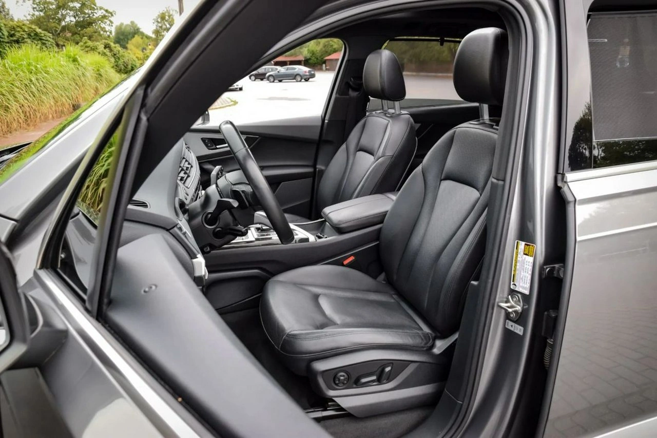 Audi Q7 - Zdjęcie 13