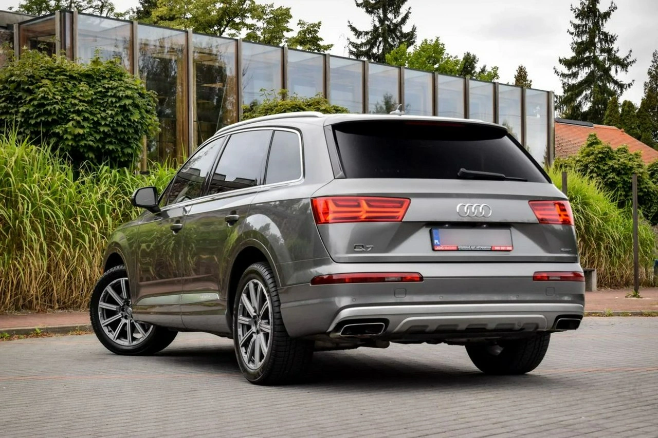 Audi Q7 - Zdjęcie 3