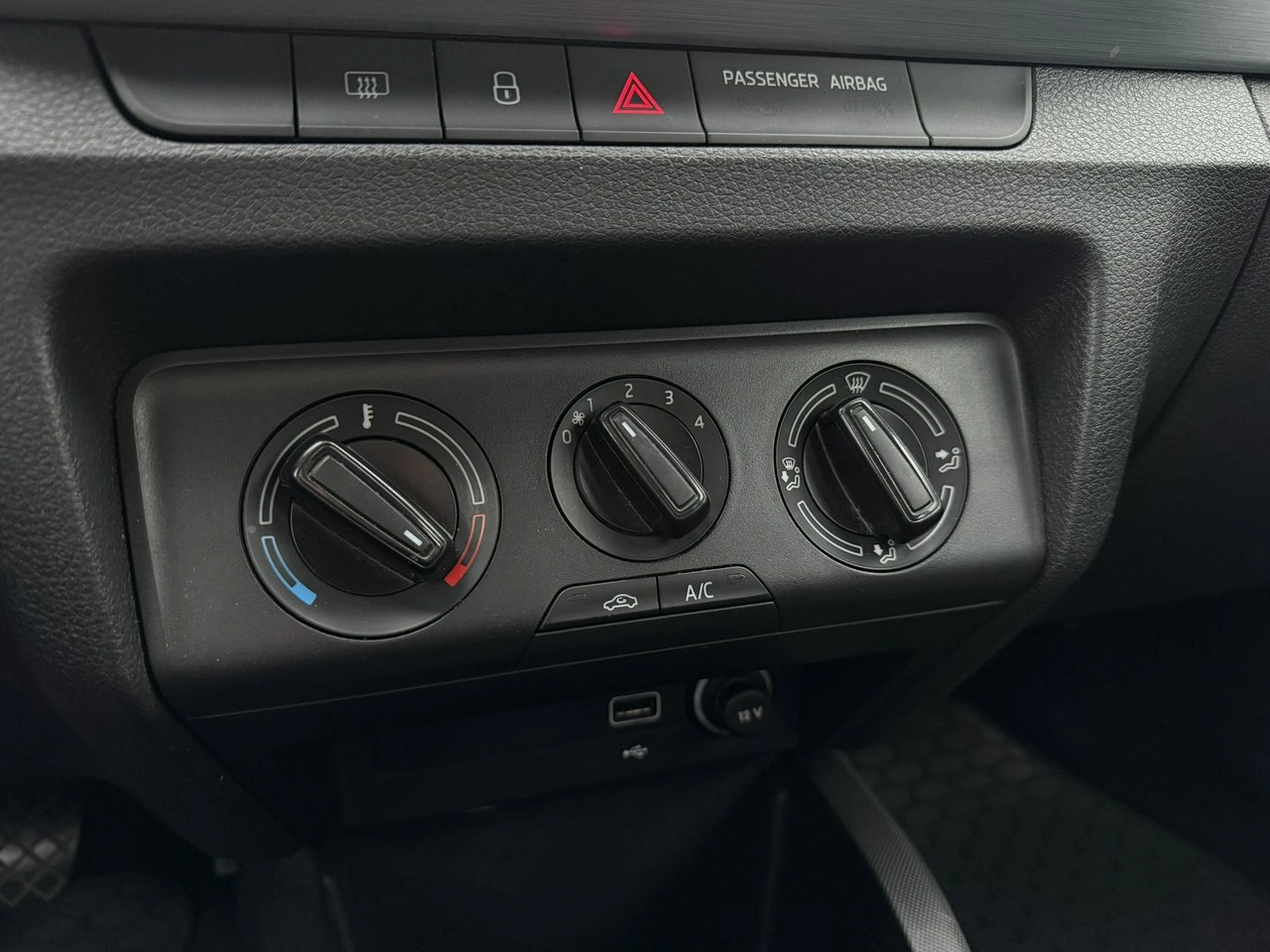 Skoda Fabia - Zdjęcie 12