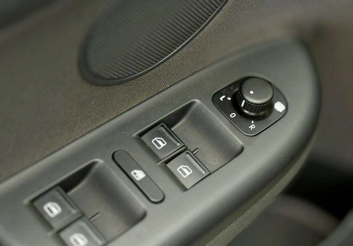 Volkswagen Golf Plus - Zdjęcie 19