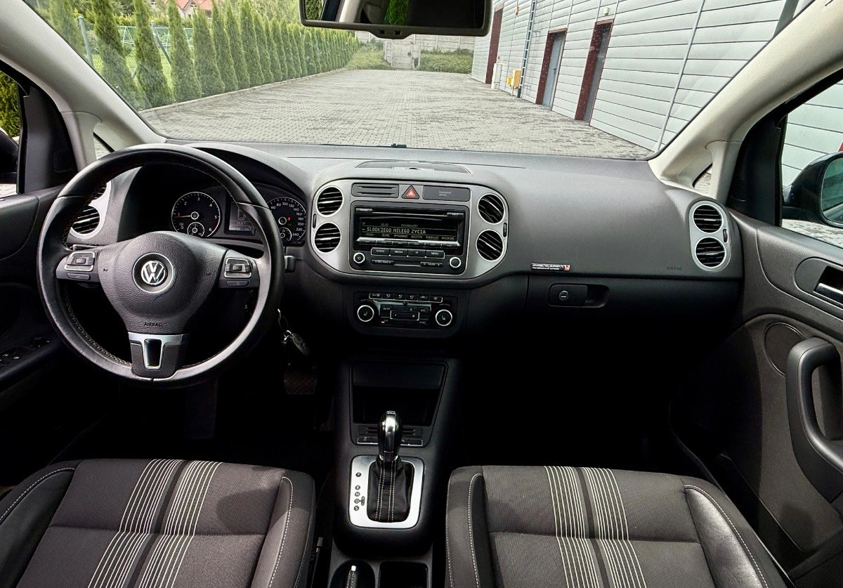 Volkswagen Golf Plus - Zdjęcie 18