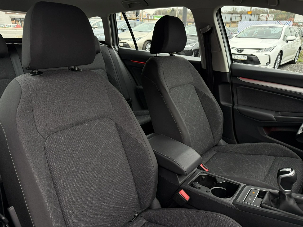 Volkswagen Golf - Zdjęcie 11