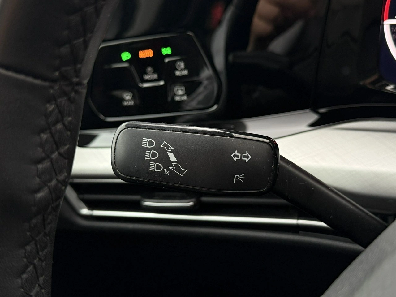 Volkswagen Golf - Zdjęcie 18