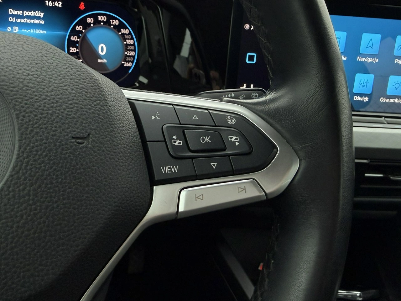 Volkswagen Golf - Zdjęcie 10