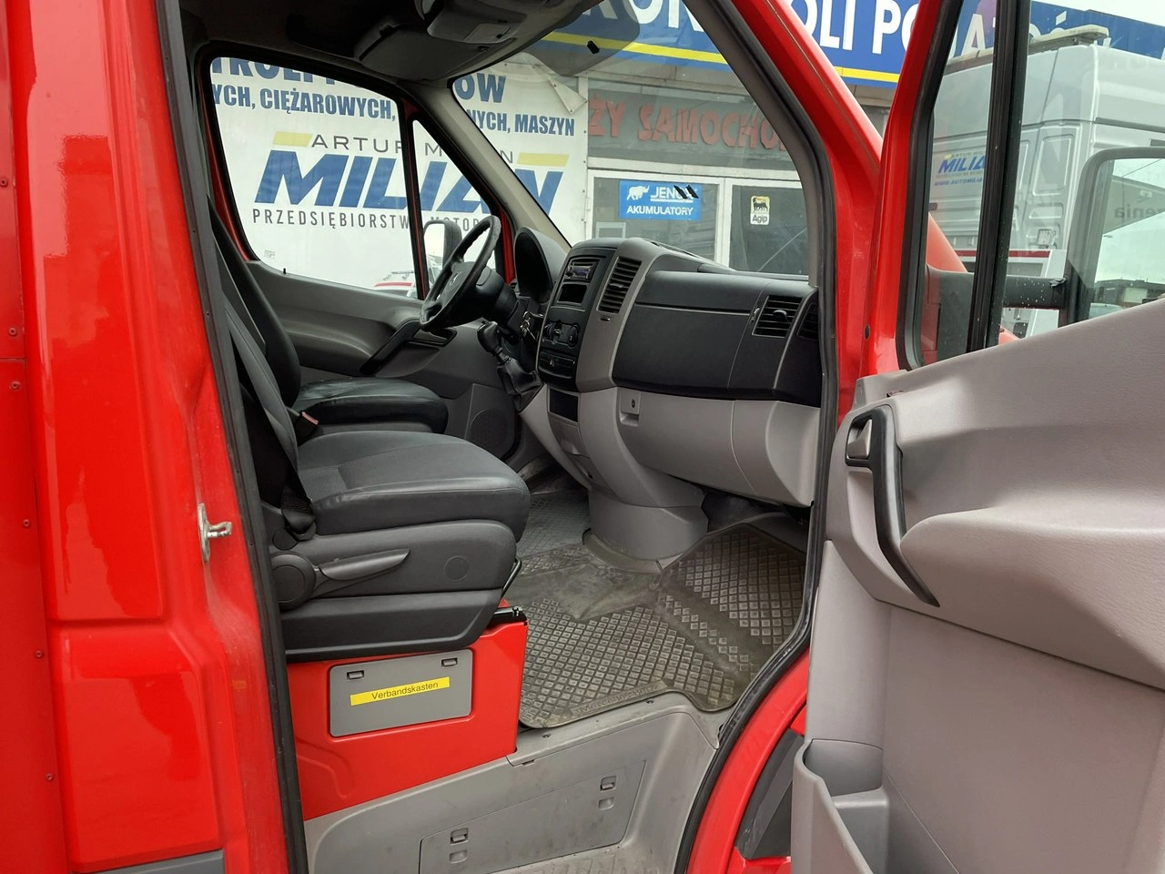 Mercedes Sprinter - Zdjęcie 10