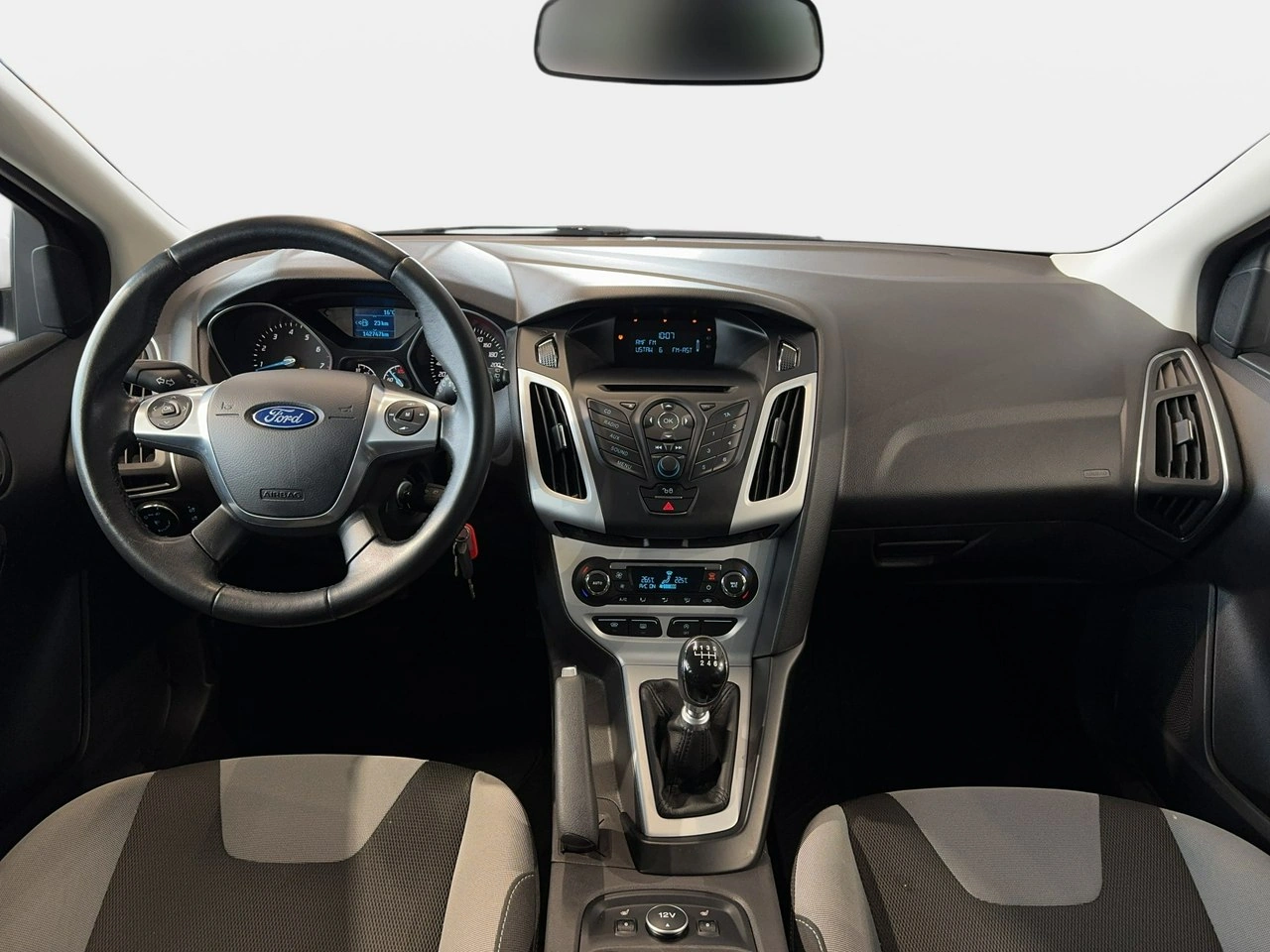 Ford Focus - Zdjęcie 12