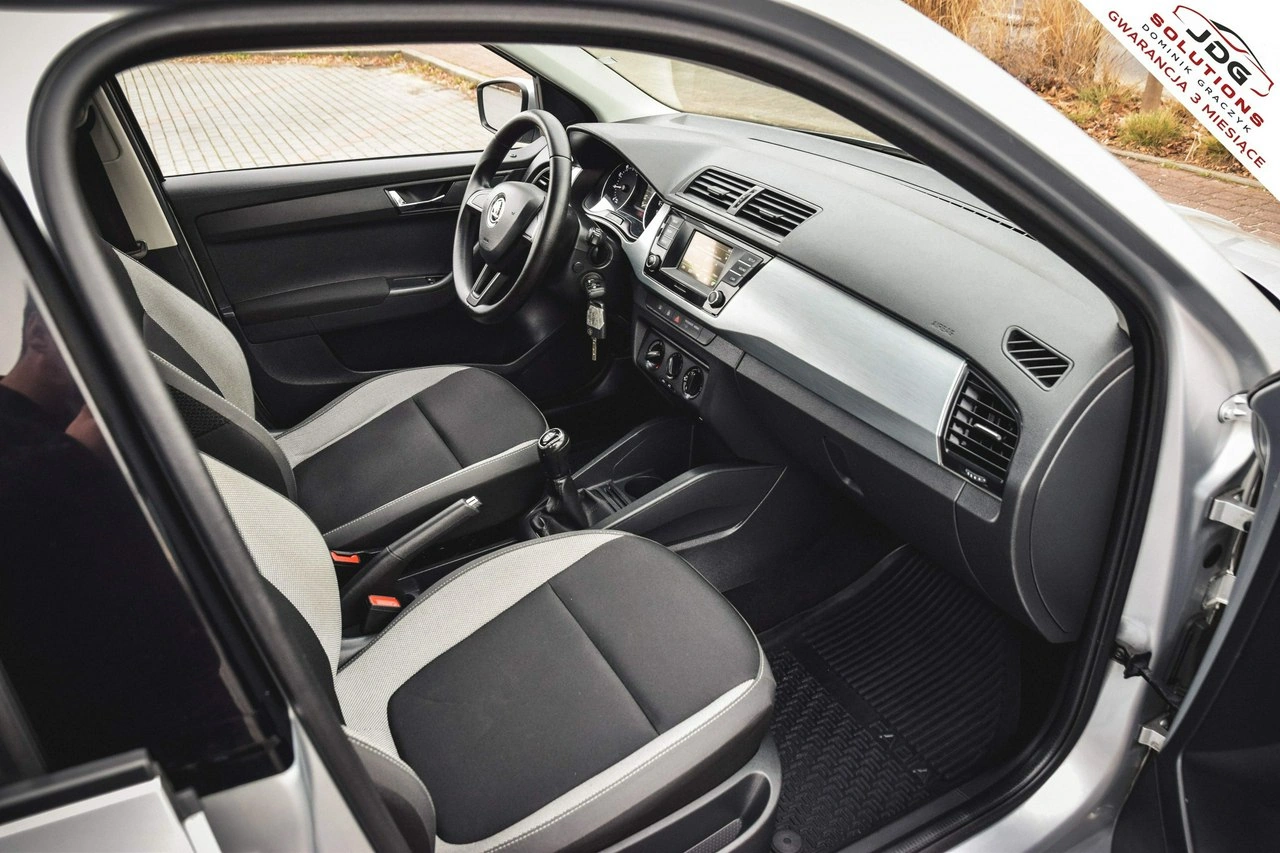 Skoda Fabia - Zdjęcie 25