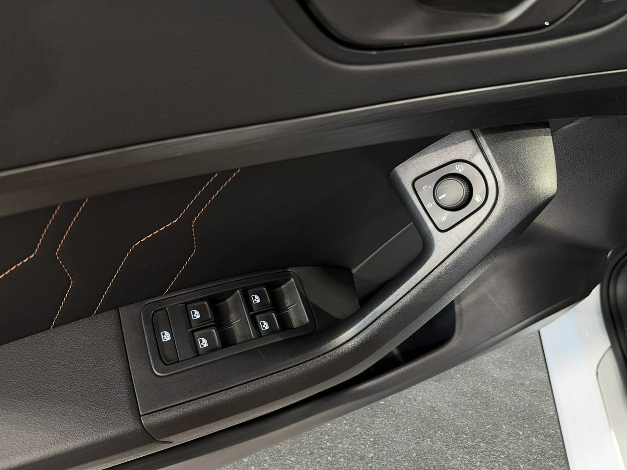 Cupra Ateca - Zdjęcie 33