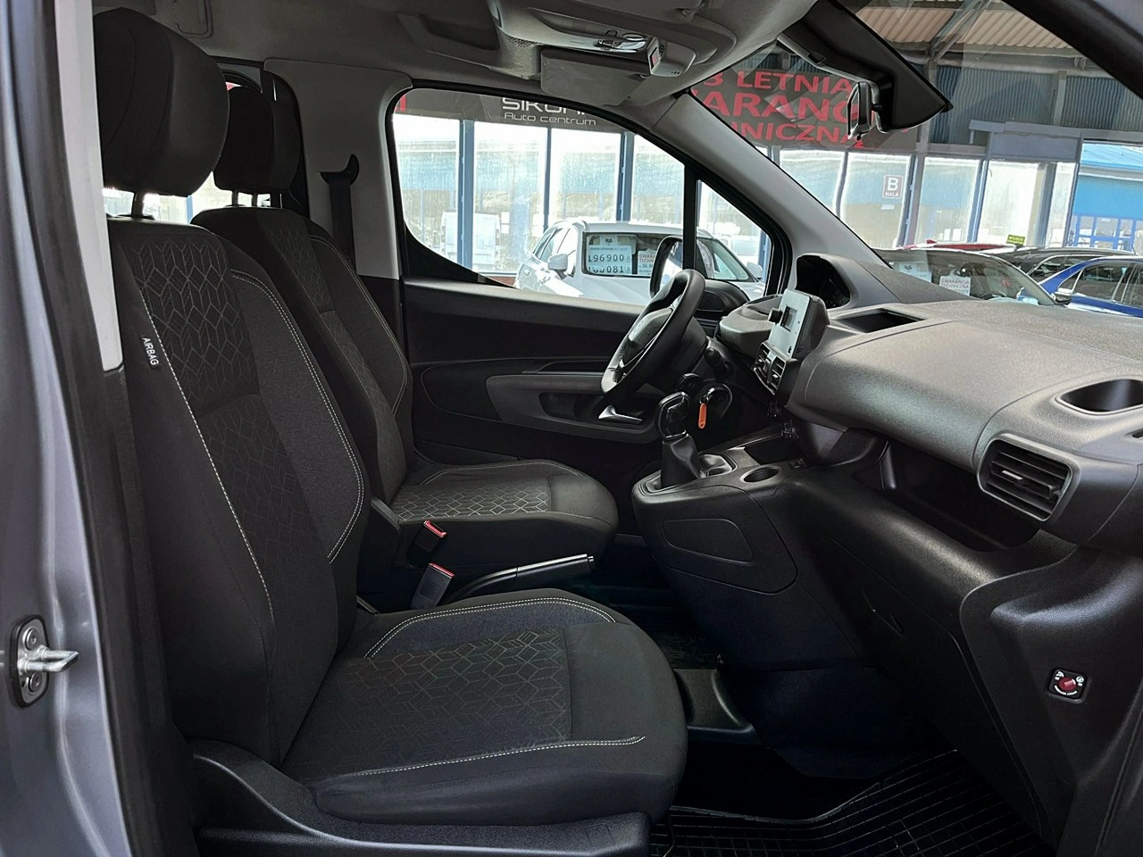 Peugeot Rifter - Zdjęcie 10