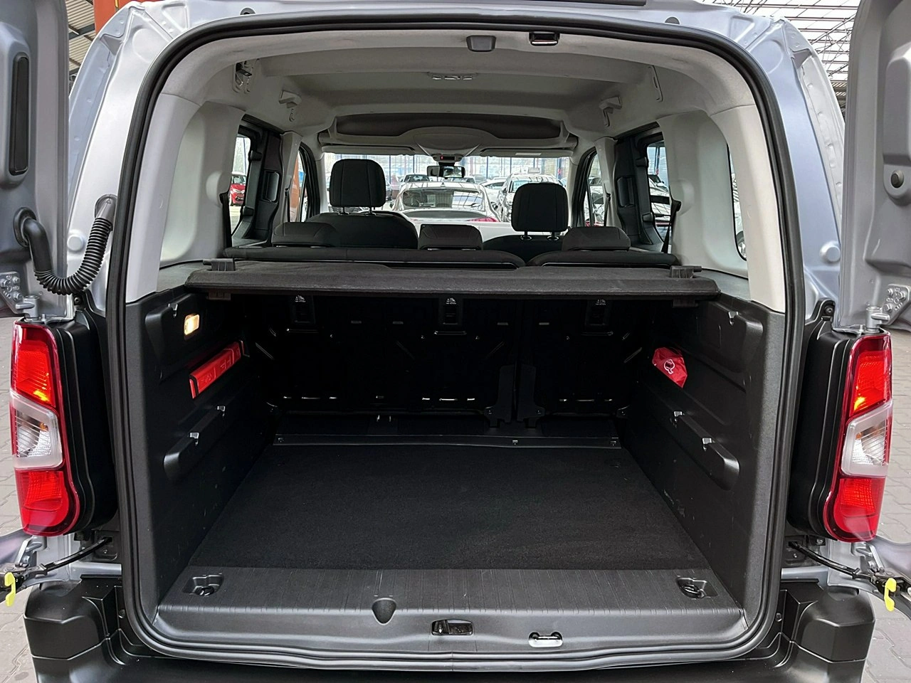 Peugeot Rifter - Zdjęcie 15