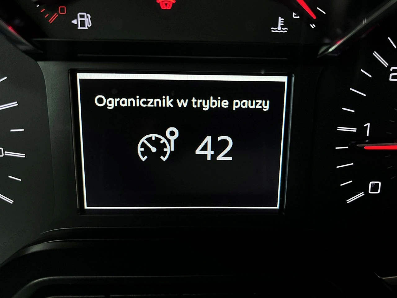 Peugeot Rifter - Zdjęcie 27