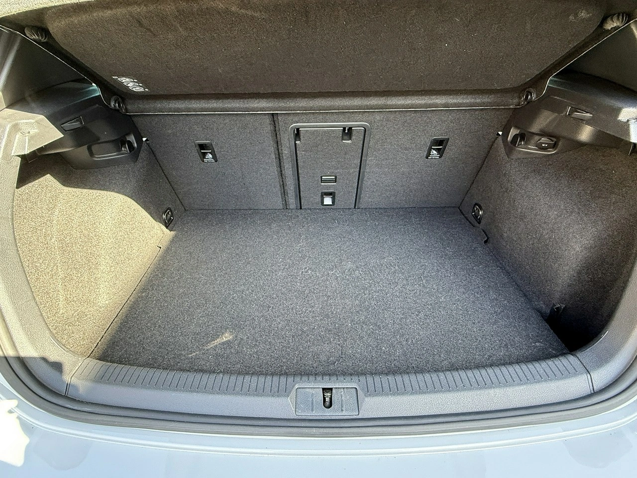 Volkswagen Golf - Zdjęcie 10