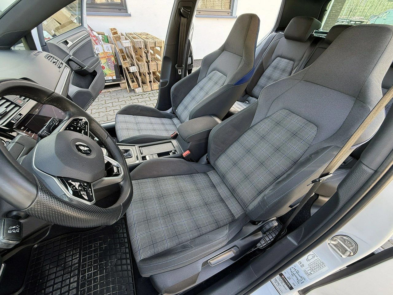 Volkswagen Golf - Zdjęcie 14