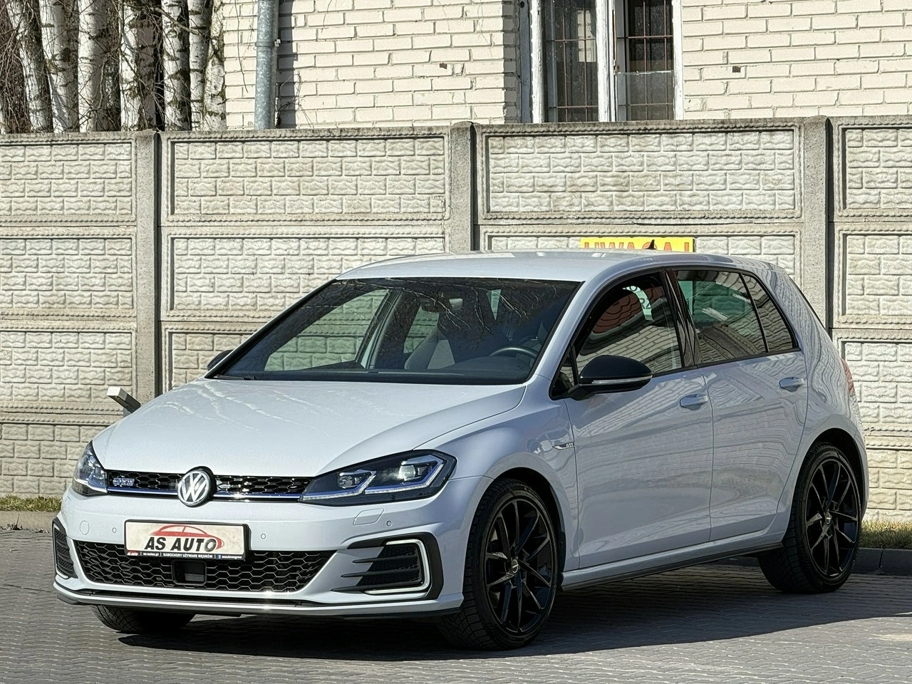 Volkswagen Golf - Zdjęcie 29