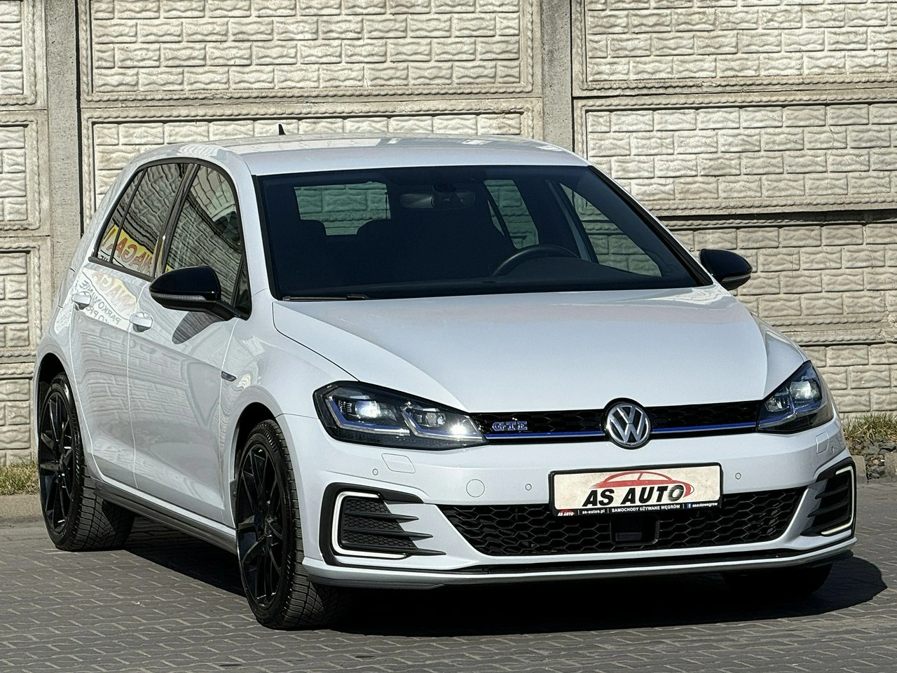 Volkswagen Golf - Zdjęcie 1