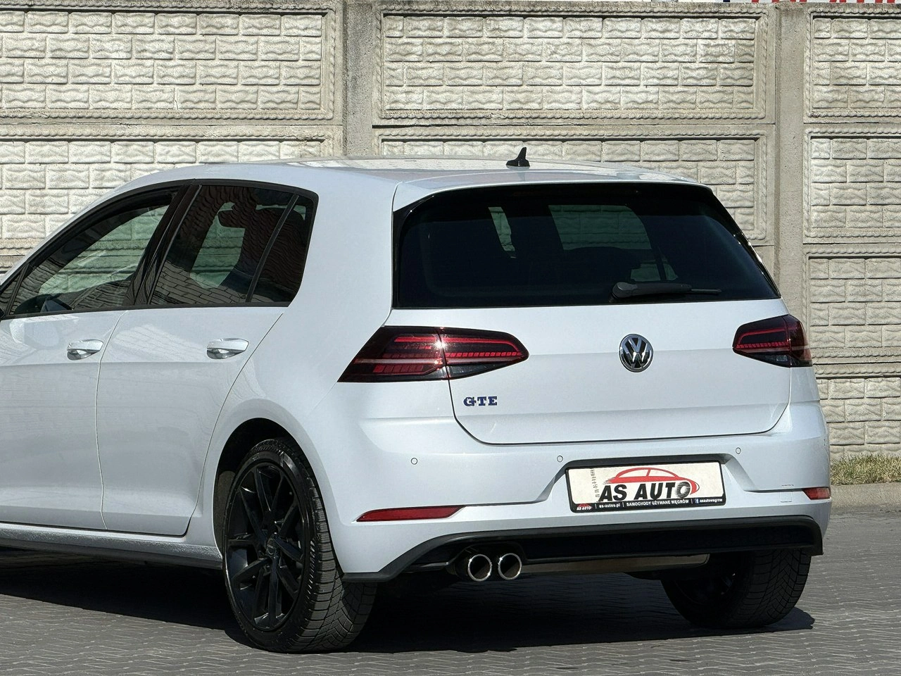 Volkswagen Golf - Zdjęcie 40