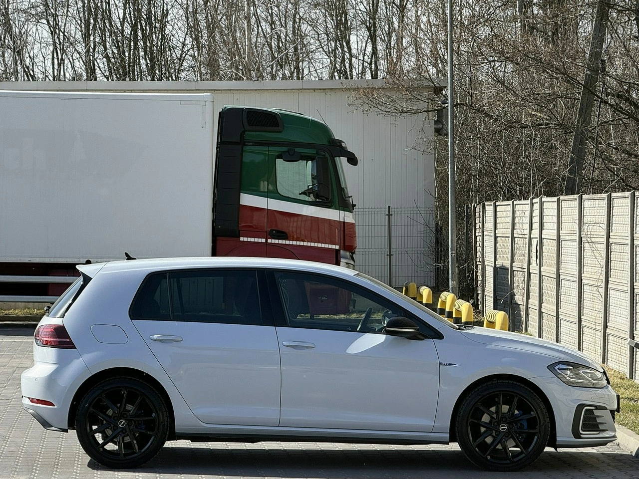 Volkswagen Golf - Zdjęcie 46