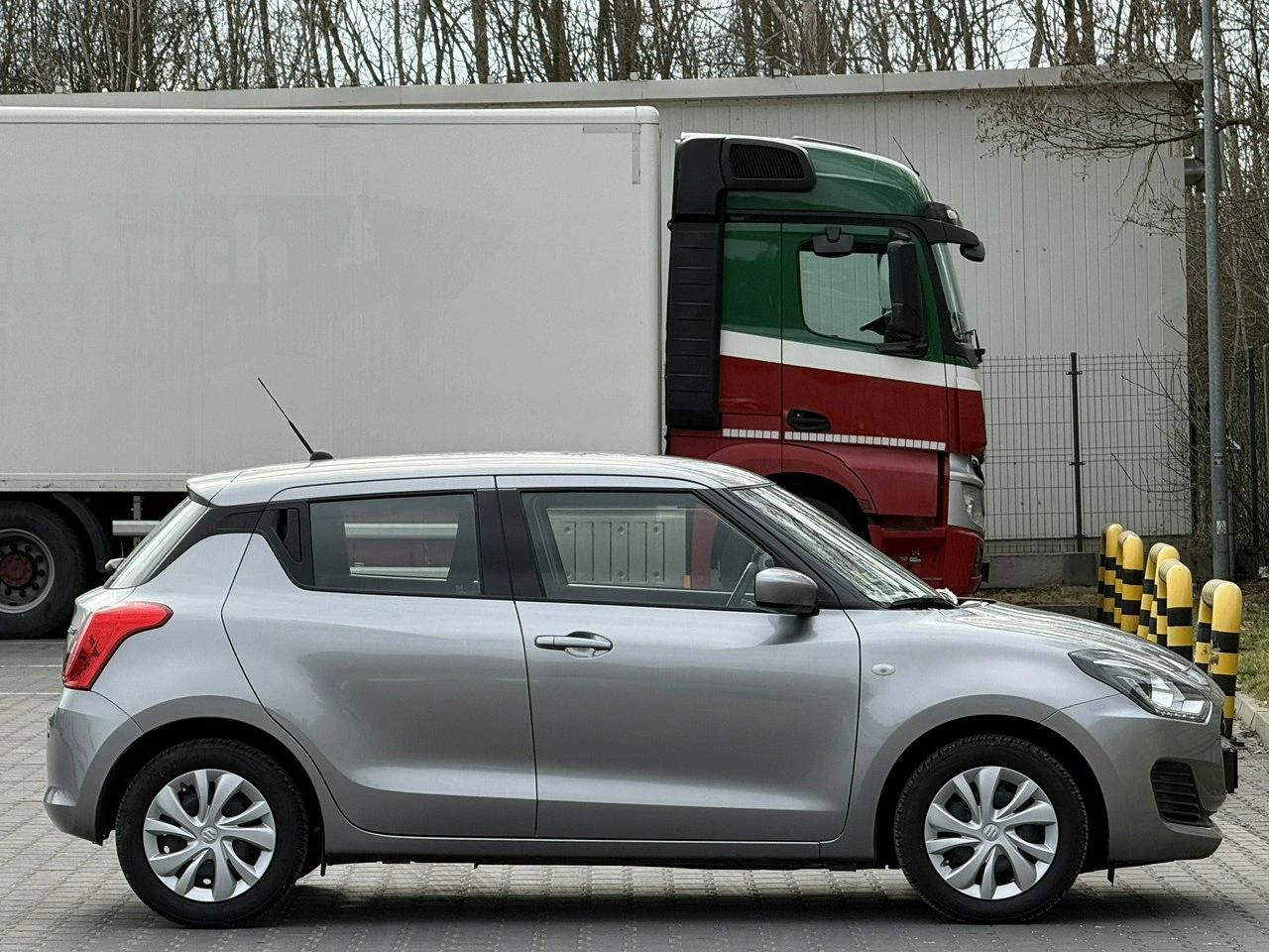 Suzuki Swift - Zdjęcie 42